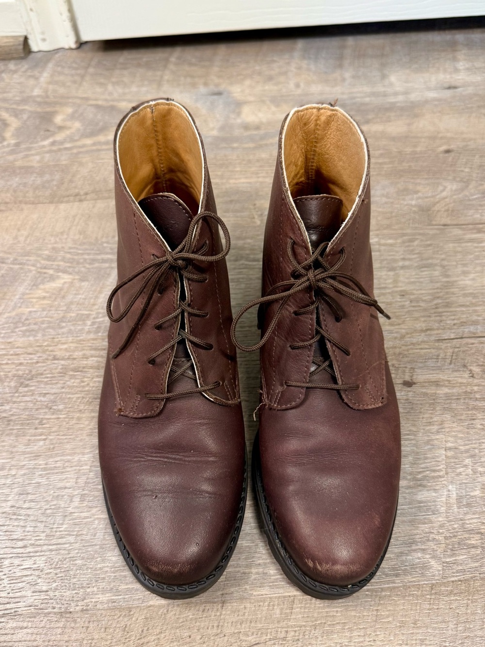 Vintage Eddie Bauer Women’s Brown Leather Lace-Up Ankle Boots 8.5